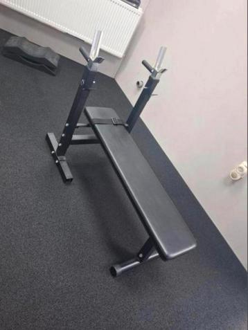 Zo goed als nieuw benchpress fitness bankje beschikbaar voor biedingen