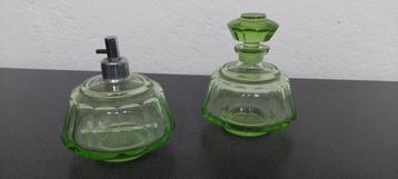 Groene Art Deco Parfumflesjes Set beschikbaar voor biedingen