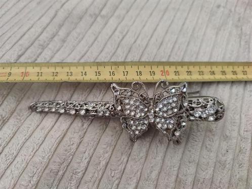Vintage Vlinder Haarspeld met Strass, Sieraden, Tassen en Uiterlijk, Broches, Gebruikt, Zilver, 10 cm of meer, Met kristal, Met strass