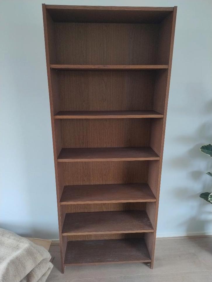 Billy donkerbruine boekenkast Ikea, Huis en Inrichting, Kasten | Boekenkasten, Gebruikt, 50 tot 100 cm, 200 cm of meer, 25 tot 50 cm