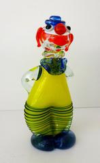 Glazen beeldje clown gele jas en blauwe hoed Murano 3797-g, Ophalen of Verzenden