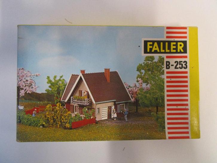 Faller B-253, Hobby en Vrije tijd, Modeltreinen | H0, Gebruikt, Brug, Tunnel of Gebouw, Gelijkstroom of Wisselstroom, Overige merken