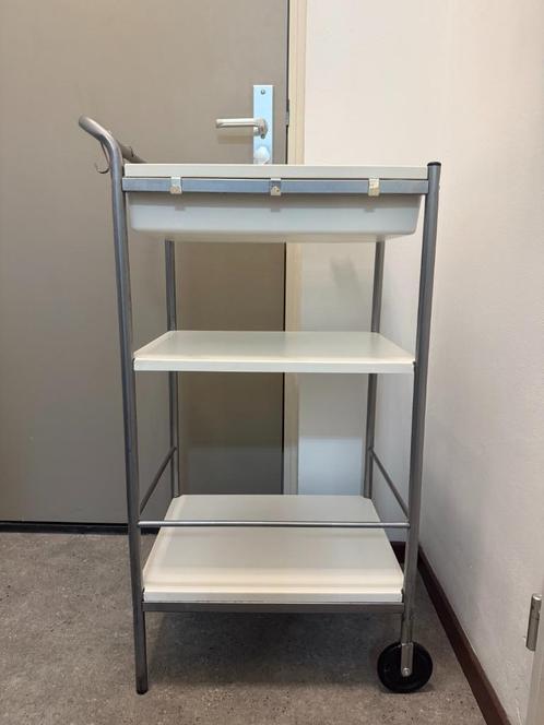 IKEA keuken opberg trolley – met mand en haken, Huis en Inrichting, Keuken | Keukenelementen, Gebruikt, Minder dan 100 cm, Minder dan 50 cm