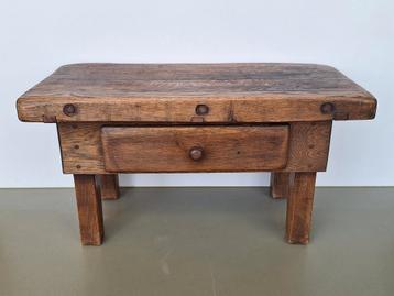 vintage oud houten lade bankje krukje vorm werkbank hakblok beschikbaar voor biedingen