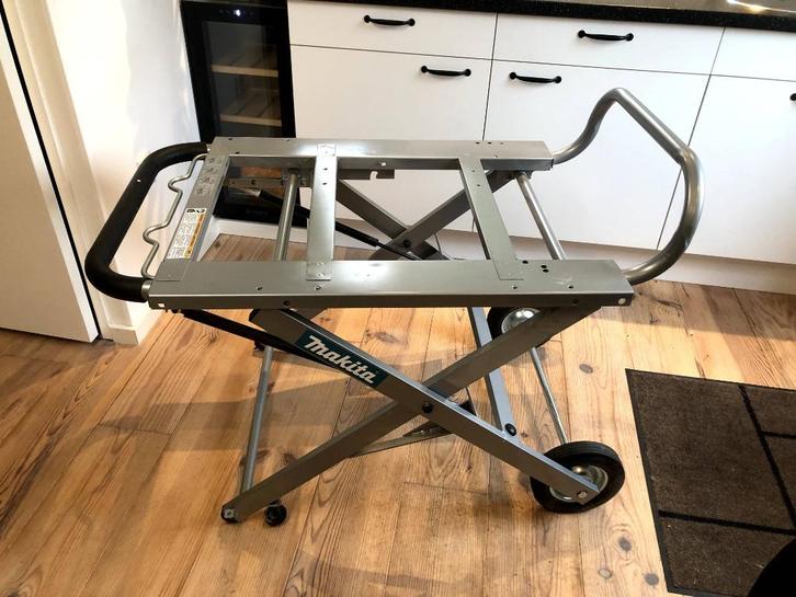 Onderstel WST04 voor Makita zaagtafel 2704(N), Doe-het-zelf en Verbouw, Gereedschap | Machine-onderdelen en Toebehoren, Zo goed als nieuw