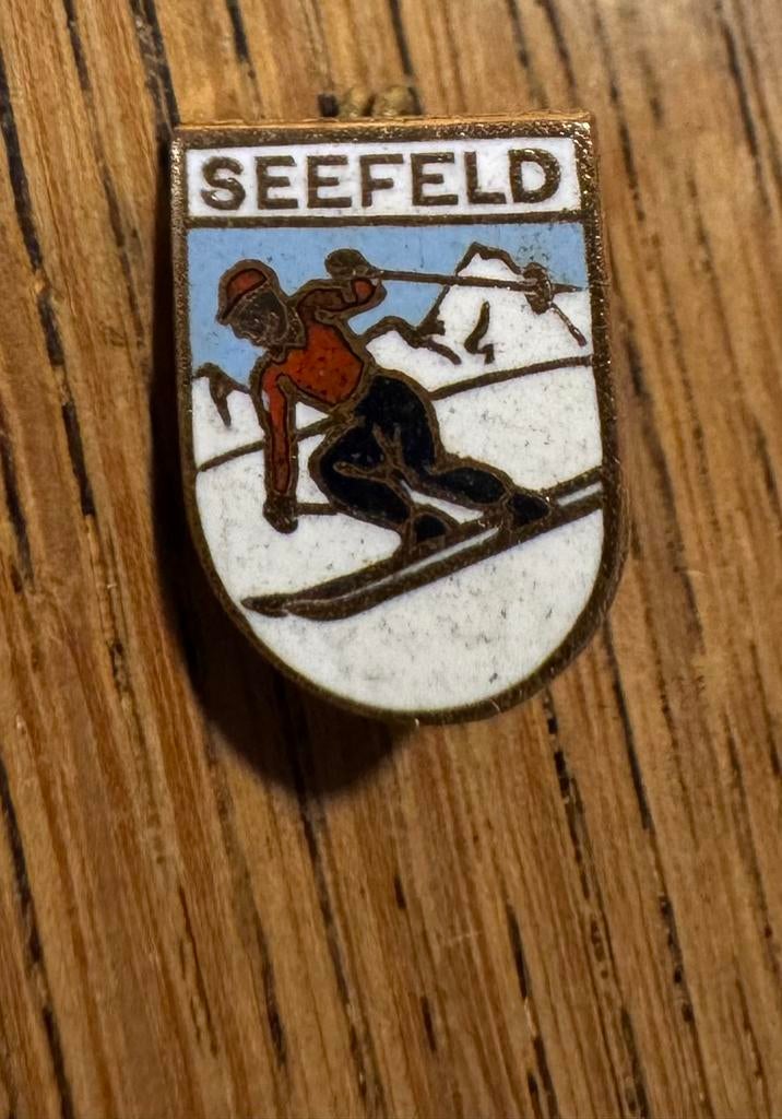 Vintage speldje - Seefeld, Ophalen of Verzenden, Gebruikt, Stad of Land, Speldje of Pin
