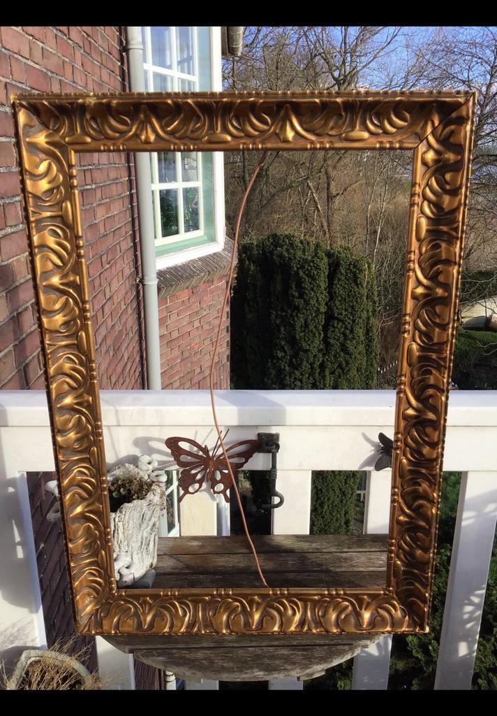 Schilderijlijst, buitenmaat 71 x 50,3. Oud, hout, goud, LEES, Antiek en Kunst, Antiek | Overige Antiek, Ophalen