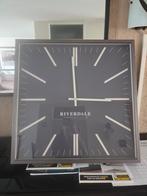 riverdale 60cm grijs, Huis en Inrichting, Woonaccessoires | Klokken, Ophalen, Zo goed als nieuw, Analoog, Wandklok