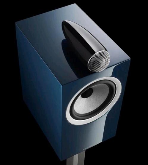 B&W 705 Signature Midnight Blue klasse monitoren, nieuwstaat, Audio, Tv en Foto, Luidsprekers, Zo goed als nieuw, Front, Rear of Stereo speakers