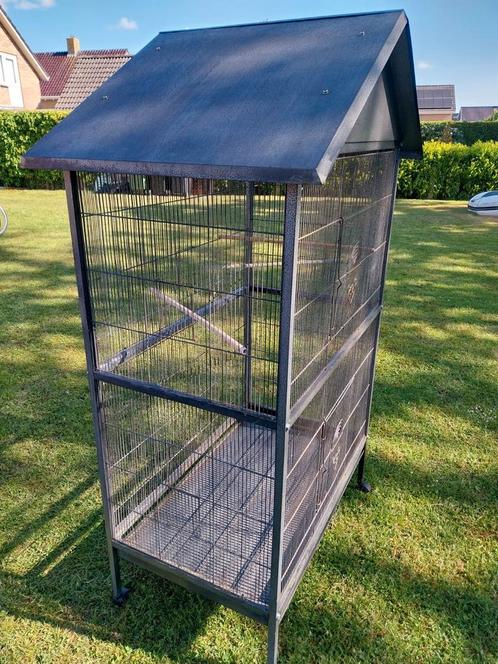 Grote metalen vogelkooi / kamervoliere, Dieren en Toebehoren, Vogels | Hokken en Kooien, Zo goed als nieuw, Vogelkooi, Metaal