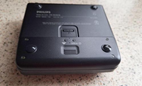 Voetjes voor Philips portables DCC130 DCC134 DCC170 DCC175, Audio, Tv en Foto, Cassettedecks, Dubbel, Philips, Auto-reverse, Tiptoetsen