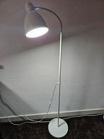 Ikea lamp staand wit vloer, Ophalen, Zo goed als nieuw, Metaal, 100 tot 150 cm