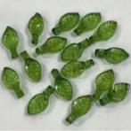100x groene Acryl (bloem) blaadjes 10x5 mm, Ophalen, Nieuw