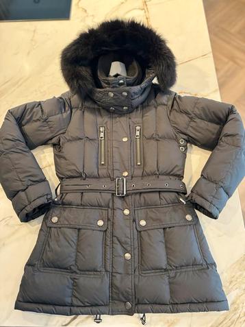 Burberry Dames Donsjas beschikbaar voor biedingen