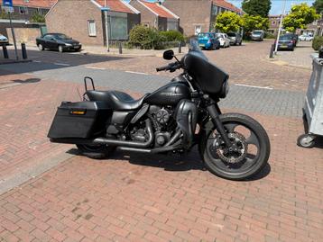 Harley Davidson Vanes & Hines dual pipe beschikbaar voor biedingen