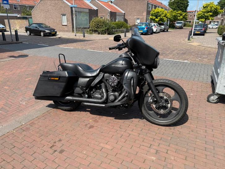 Harley Davidson Vanes & Hines dual pipe, Motoren, Onderdelen | Harley-Davidson, Ophalen
