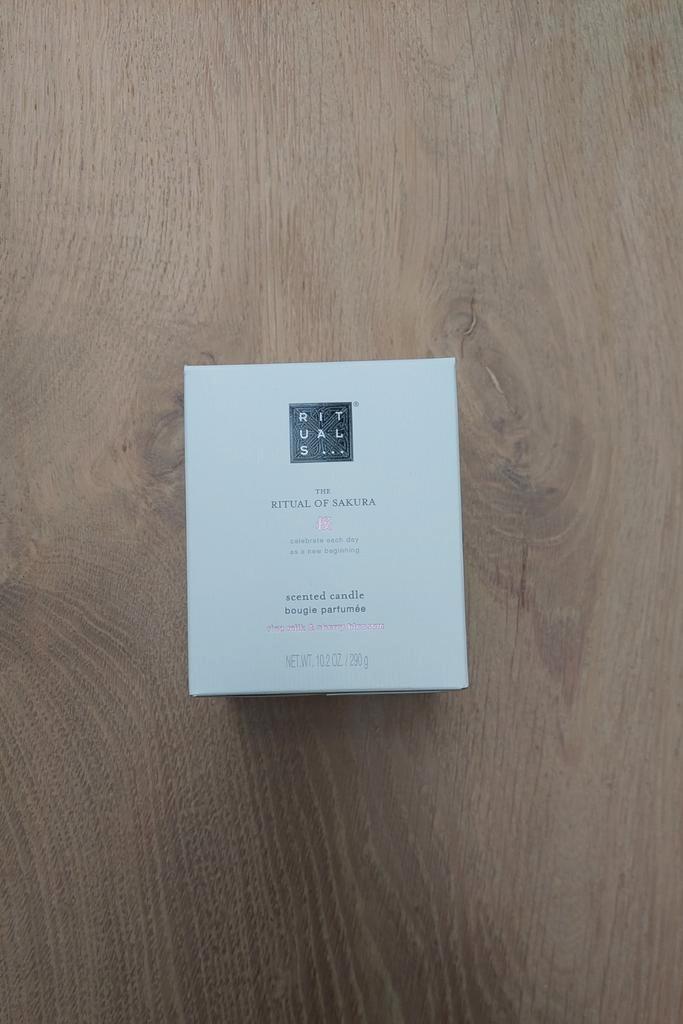Rituals Geurkaars - Nieuw - 290 gram, Huis en Inrichting, Woonaccessoires | Kandelaars en Kaarsen, Nieuw, Kaars, Minder dan 25 cm