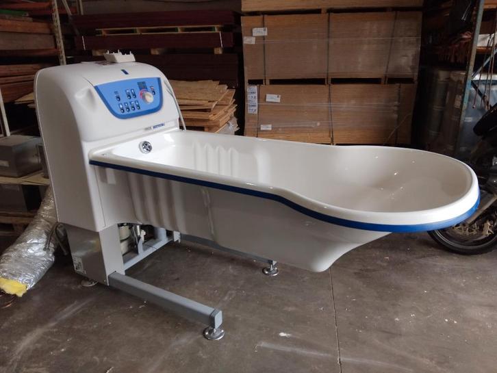 Arjo Rapsody Medisch Bad in hoogte verstelbaar, Diversen, Verpleegmiddelen, Zo goed als nieuw, Ophalen