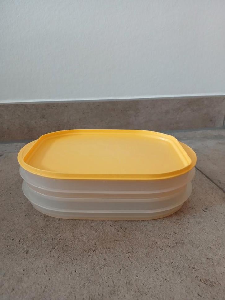 Tupperware vleeswarendoos/vleeswarentrio, stapel 3, kaasdoos, Huis en Inrichting, Keuken | Tupperware, Gebruikt, Overige typen