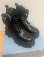 Prada Monolith Boots, Ophalen, Zo goed als nieuw, Zwart