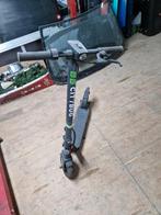 Elektrische step jaar oud, Fietsen en Brommers, Steps, Ophalen, Zo goed als nieuw, Elektrische step (E-scooter)