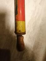 Antieke franse gif spuit prachtige patina en kleuren., Ophalen of Verzenden