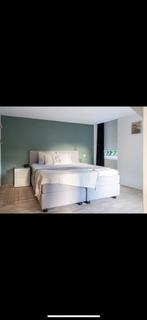 Boxspring 210 breed x 200 lang, Huis en Inrichting, Ophalen, Gebruikt, Tweepersoons, Overige maten