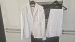Hugo boss 2 delig pak (blazer en pantalon) wit 38, Kleding | Dames, Jasjes, Kostuums en Pakken, Maat 38/40 (M), Kostuum of Pak