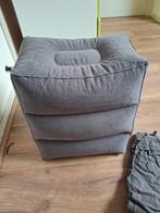 Vliegtuigbedje/ reiskussen / voetensteun 2 stuks, Ophalen of Verzenden, Zo goed als nieuw