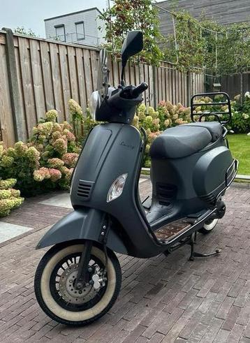 BTC Riva Luxury - Mooie Scooter uit 2019 beschikbaar voor biedingen