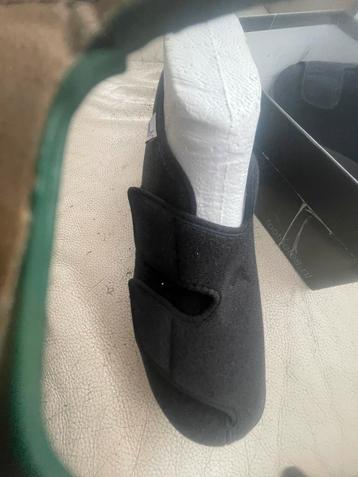 Verband schoenen maat 43 Varomed beschikbaar voor biedingen