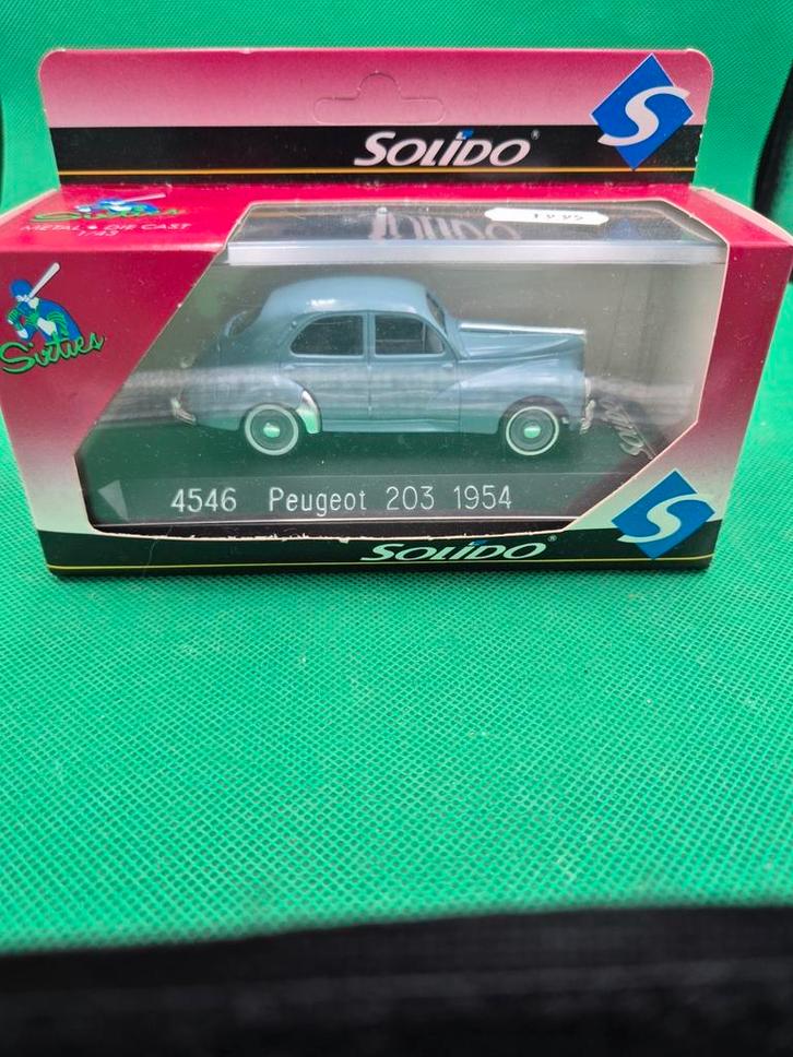 407 peugoet 203 1/43 solido, Hobby en Vrije tijd, Modelauto's | 1:43, Zo goed als nieuw, Auto, Solido, Ophalen of Verzenden
