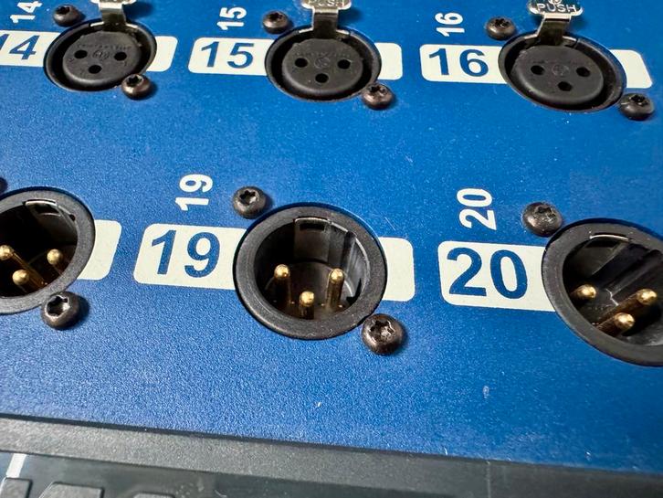 Klotz TL2U164X20 Multikabel Stagebox 16/4 XLR Verguld - 20m, Muziek en Instrumenten, Overige Muziek en Instrumenten, Zo goed als nieuw