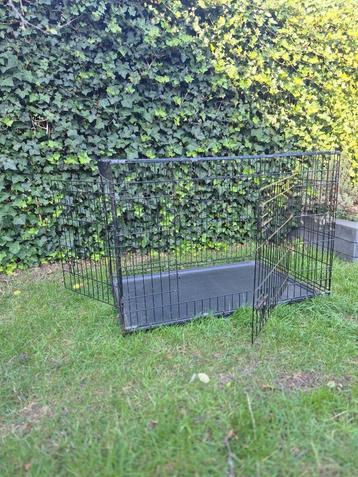 Hondenbench voor grote hond 70x104x70 beschikbaar voor biedingen
