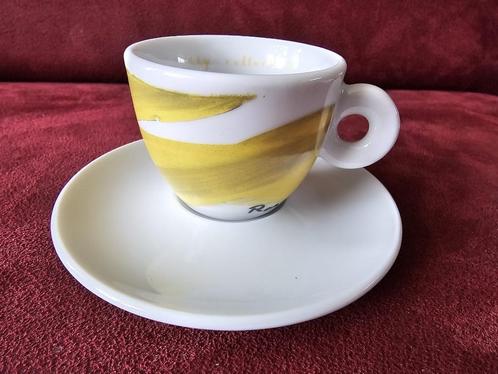 # Illy Peter Roesch kop en schotel - 11675 - Schwung - 1999, Huis en Inrichting, Keuken | Servies, Gebruikt, Kop(pen) en/of Schotel(s)