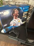 PlayStation 4 Slim met 1TB opslag. Inclusief een controller, Spelcomputers en Games, Spelcomputers | Sony PlayStation 4, Ophalen of Verzenden