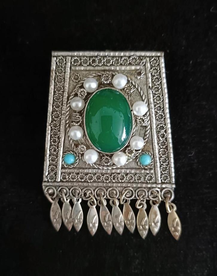 Vintage Bezalel Filigraan Hanger Broche Jade & Parel, Sieraden, Tassen en Uiterlijk, Broches, Gebruikt, Zilver, Zilver, 4 tot 7 cm