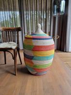 Afrikaanse wasmand opbergmand multicolor traditioneel handg, Huis en Inrichting, Woonaccessoires | Schalen en Manden, Ophalen of Verzenden