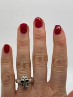 A156 Prachtige zilveren skull ring maat 19, 19 tot 20, Ophalen of Verzenden, X, Dame of Heer