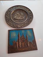 Twee decoratieve messing en koperen platen, Ophalen of Verzenden