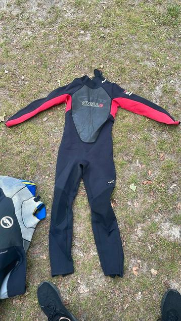 Oneil surfpak/wetsuit kind maat 10/140 beschikbaar voor biedingen