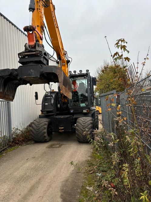 M.T.Grondwerken , sloopwerk,  bestrating, minigraver verhuur, Diensten en Vakmensen, Tuinmannen en Stratenmakers, Tuin- of Vijveraanleg