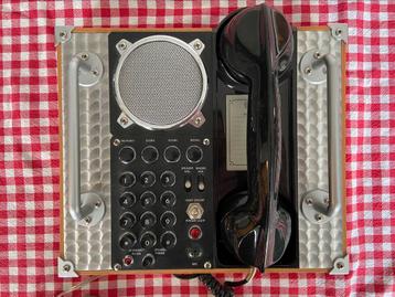 Unieke wandtelefoon Spirit of St. Louis type 1920 beschikbaar voor biedingen
