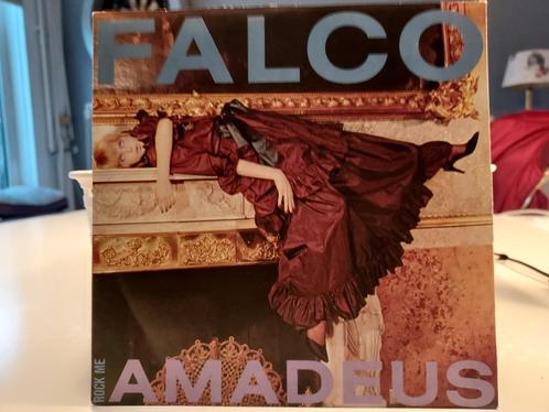 7" Single Falco - Rock Me Amadeus / Urban Tropical, Cd's en Dvd's, Vinyl Singles, Gebruikt, Single, Pop, 7 inch, Ophalen of Verzenden