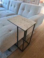 Stijlvolle Bijzettafel met Marmeren Blad, Ophalen, Minder dan 55 cm, Metaal of Aluminium, Zo goed als nieuw