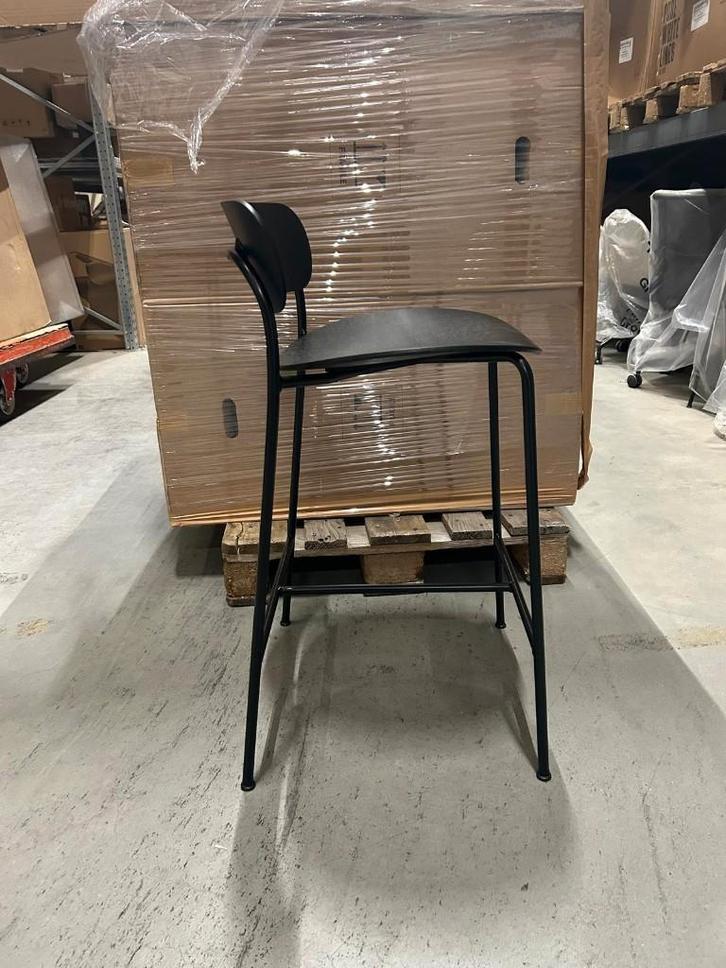 &Tradition - Pavilion AV7 bar kruk, Huis en Inrichting, Barkrukken, Nieuw, 60 tot 90 cm, Hout, Metaal, 5 krukken of meer, Ophalen