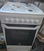 Indesit gasfornuis met oven, Ophalen, Gebruikt, 4 kookzones, Gas