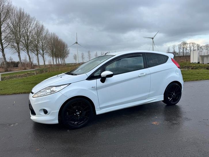 Ford Fiësta 1.4 71KW 3DR 2010 Wit, Auto's, Ford, Particulier, Fiësta, Benzine, B, Hatchback, Handgeschakeld, Geïmporteerd, Wit