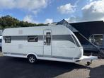 Hobby de Luxe 545 KMF 2025 | 3 Stapelbed, Caravans en Kamperen, Caravans, Overige typen, Schokbreker, Hobby, Bedrijf