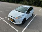 Ford Fiësta 1.25 Titanium 44KW 3DR 2012 Wit NW DISTI, Auto's, Ford, Voorwielaandrijving, Stof, 4 cilinders, Wit